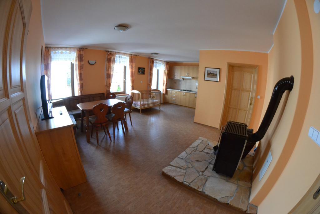 Apartmany U Jezera Na Namesti Frymburk Luaran gambar