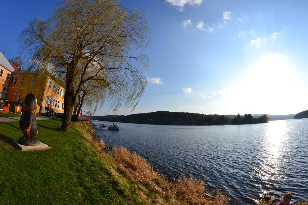 Apartmany U Jezera Na Namesti Frymburk Luaran gambar