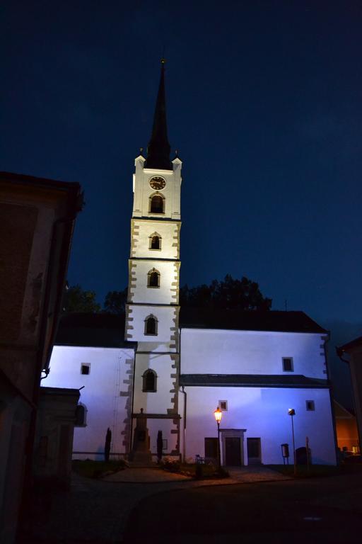 Apartmany U Jezera Na Namesti Frymburk Luaran gambar